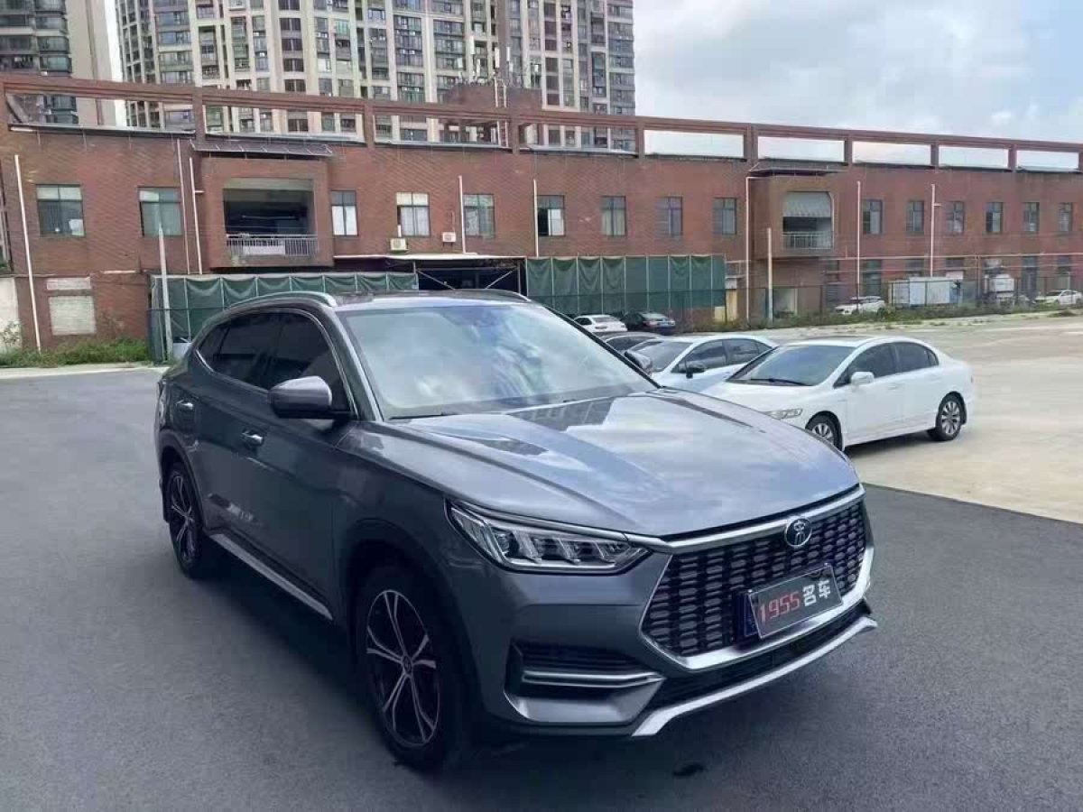 比亞迪 宋PLUS  2020款 1.5T 自動(dòng)尊貴型圖片