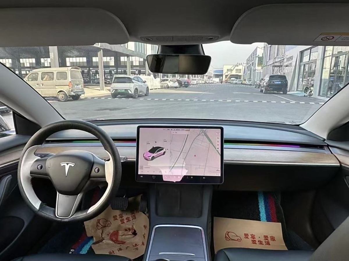 特斯拉 Model 3  2021款 改款 標準續(xù)航后驅(qū)升級版圖片