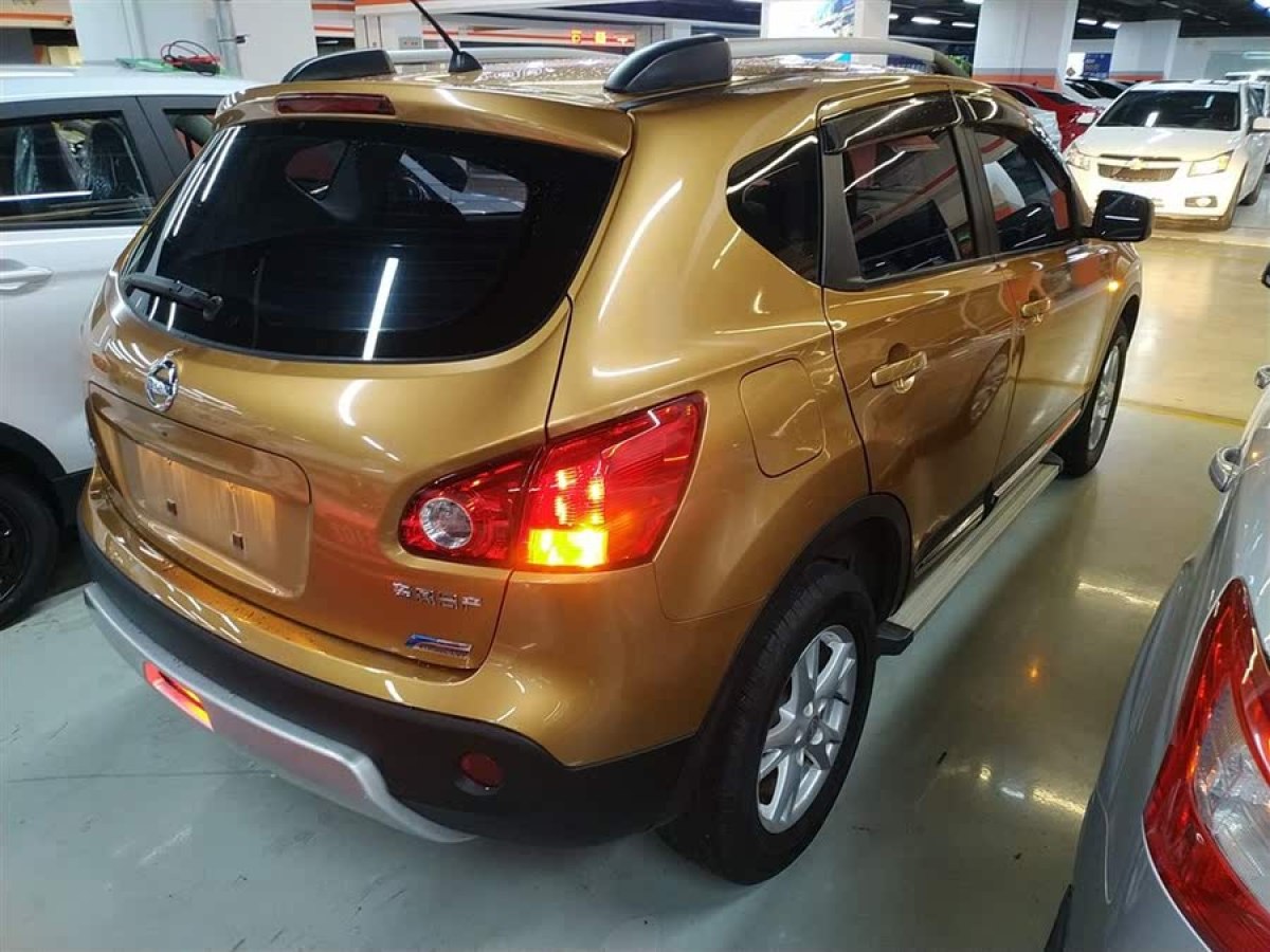 日產(chǎn) 逍客  2012款 2.0XL 火 CVT 2WD圖片
