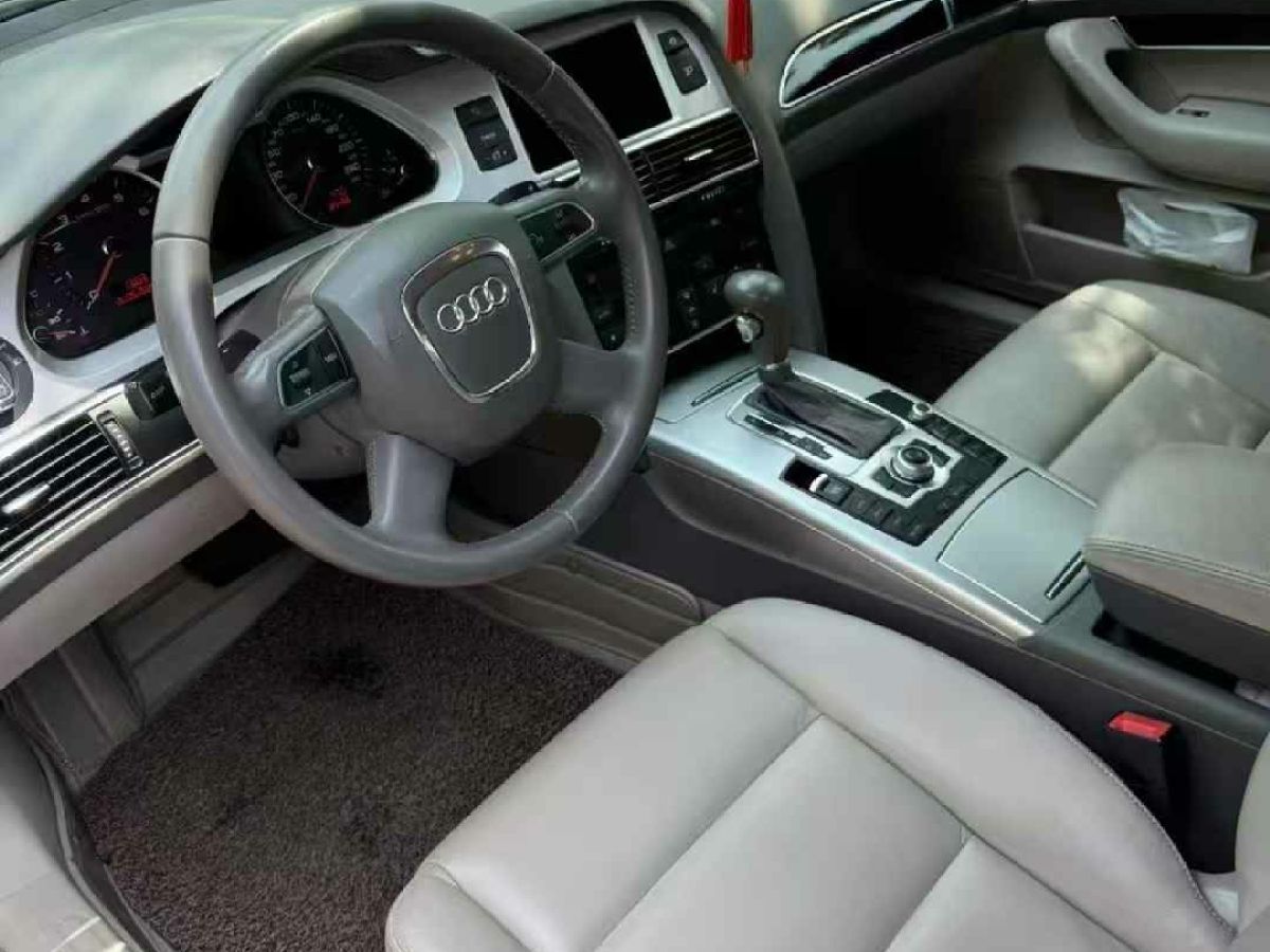 奧迪 奧迪A6  2011款 A6 2.8FSI Quattro圖片