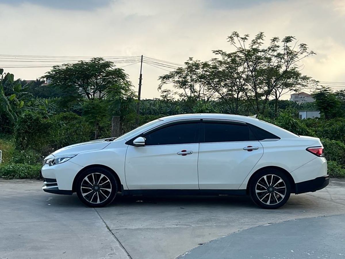 啟辰 D60  2018款 1.6L CVT智聯(lián)豪華版圖片