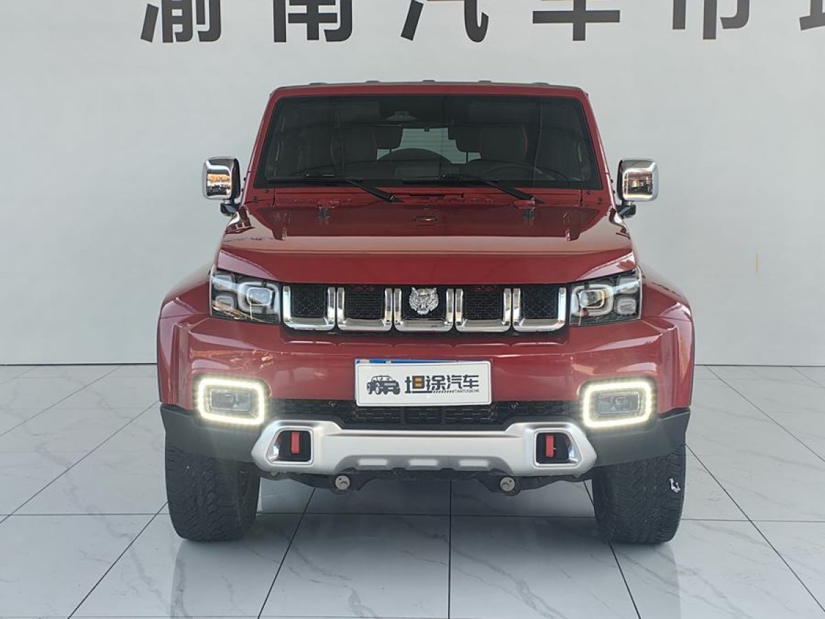 北京 BJ40  2020款 2.0T 自動四驅致敬2020版?zhèn)b客型圖片