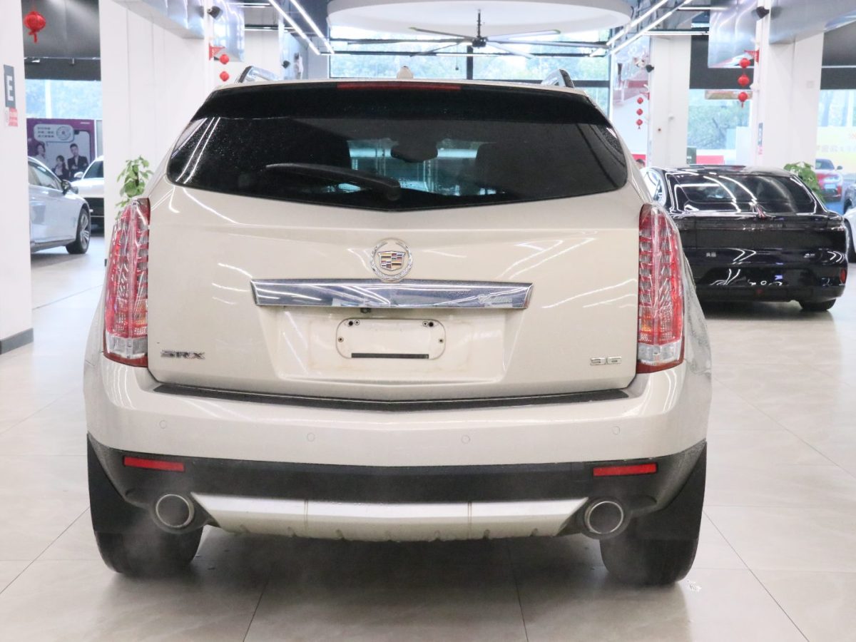 凱迪拉克 SRX  2012款 3.0L 精英型圖片