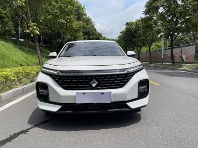 2021年7月 宝骏 新宝骏RC-5 RC-5W 1.5T CVT智耀旗舰型图片