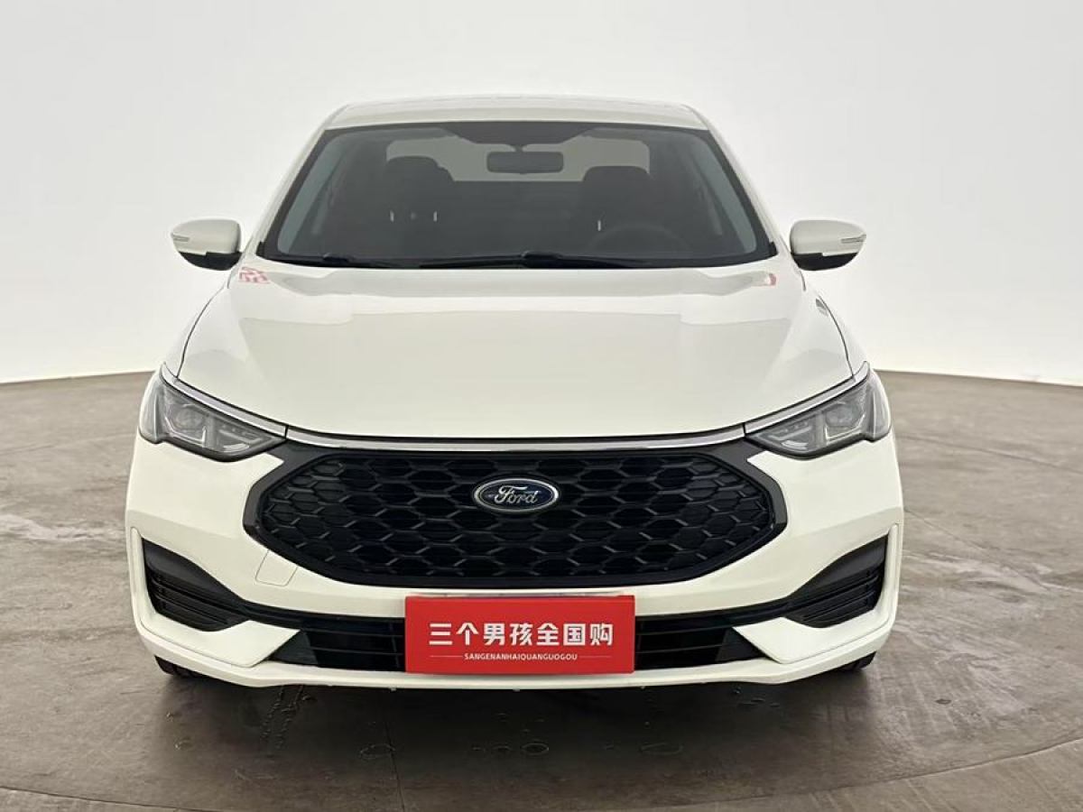 福特 福睿斯  2021款 1.5L 自動黃金版圖片