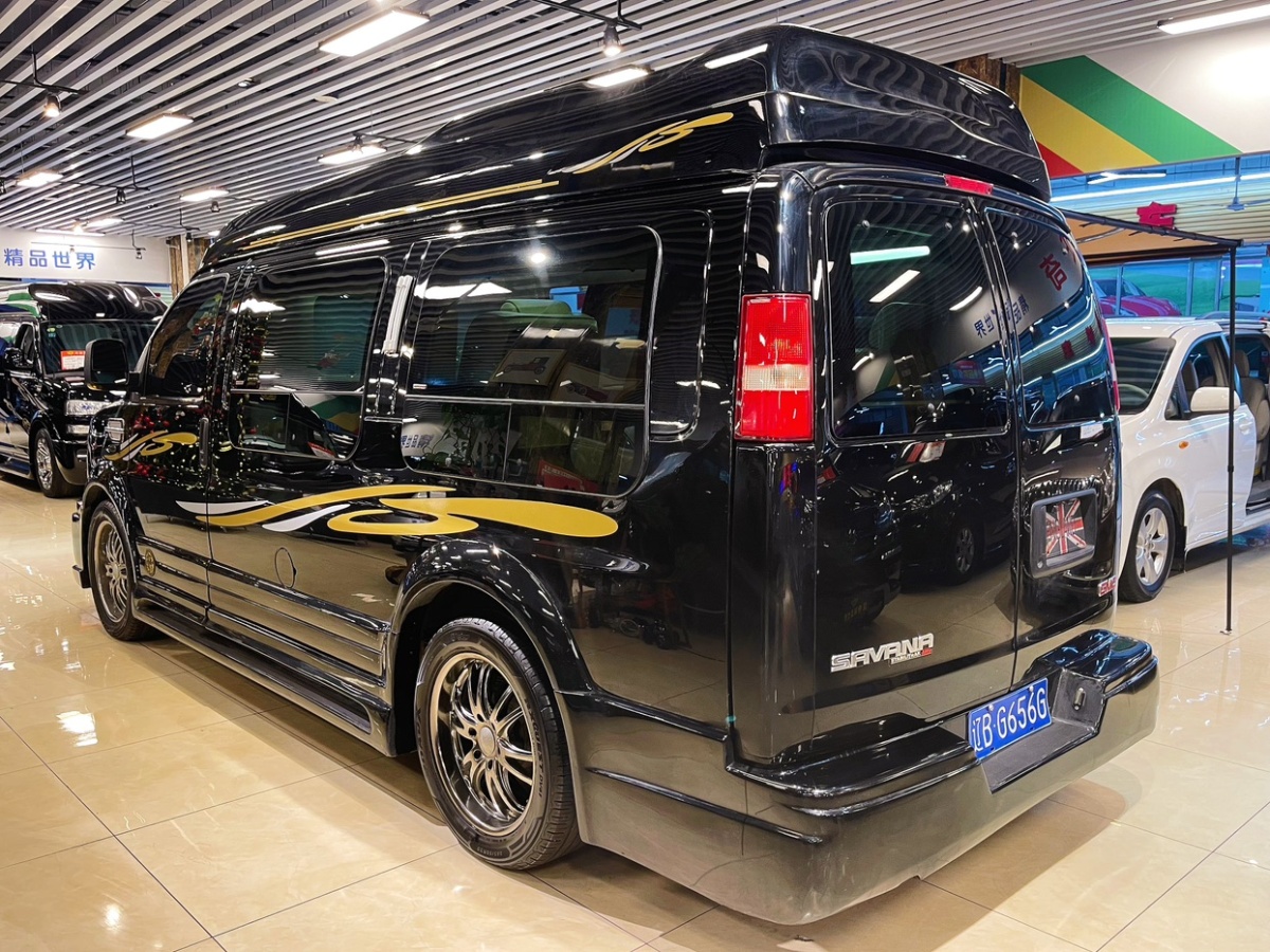 GMC SAVANA  2011款 5.3L 商務(wù)之星7座圖片