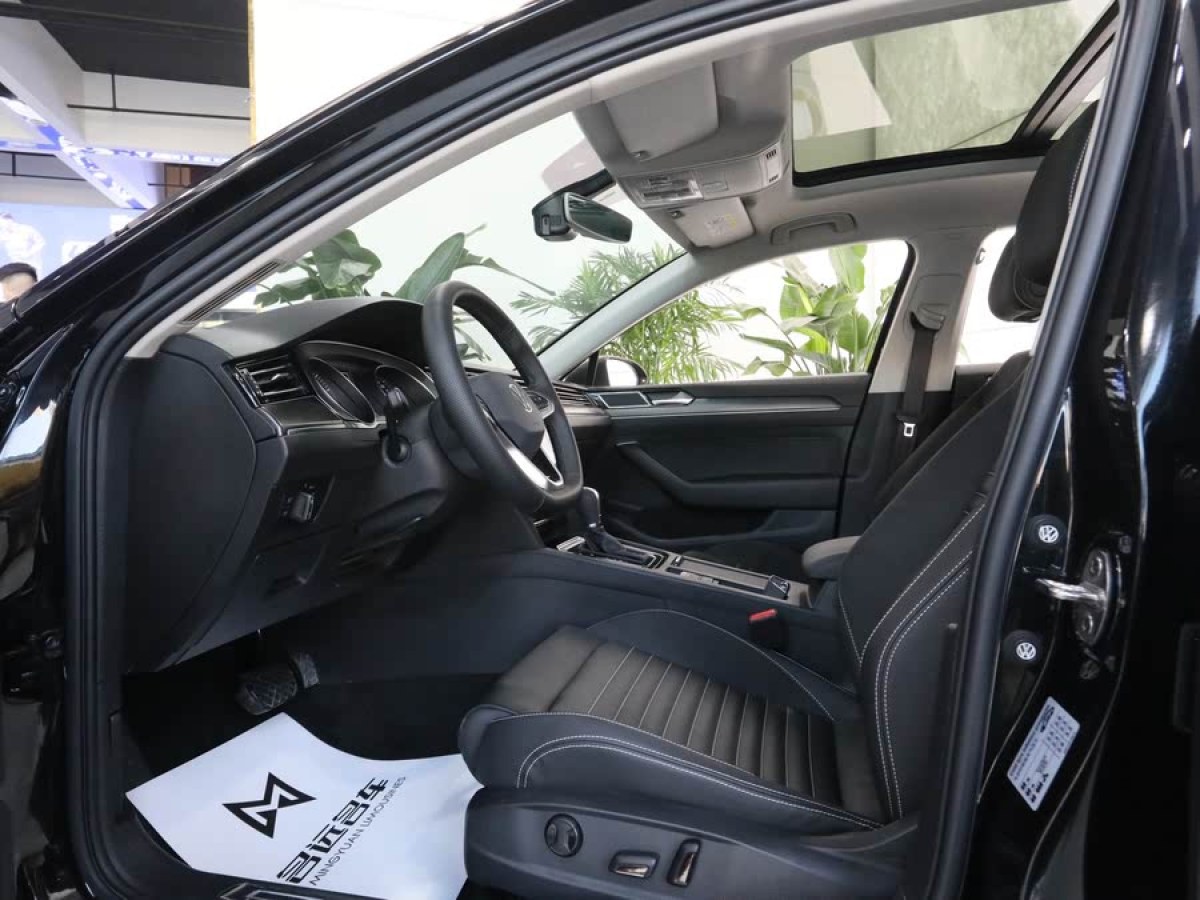 大眾 邁騰  2020款 330TSI DSG 領(lǐng)先型圖片
