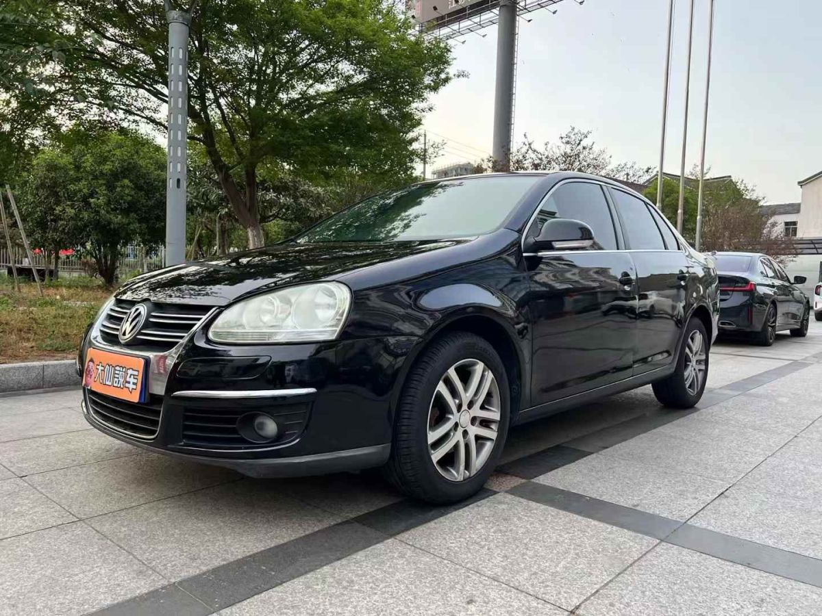 大眾 速騰  2009款 1.6L 自動(dòng)時(shí)尚型圖片