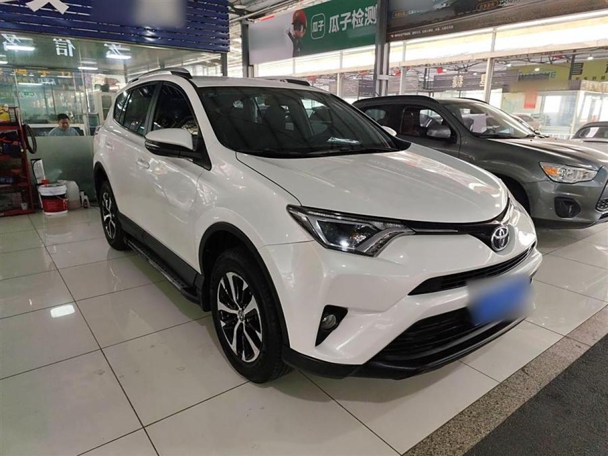 豐田 RAV4榮放  2016款 2.0L CVT兩驅(qū)都市版圖片