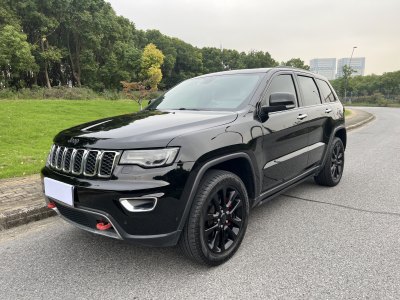 2018年1月 Jeep 大切諾基(進(jìn)口) 3.6L 精英導(dǎo)航版圖片