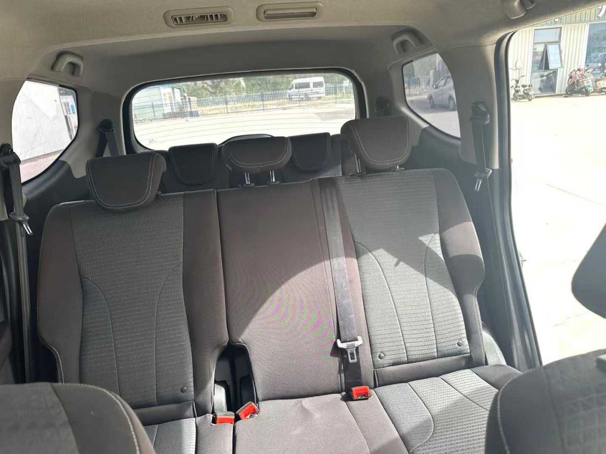 寶駿 寶駿RS-3  2020款 1.5L CVT  24小時(shí)在線豪華型圖片