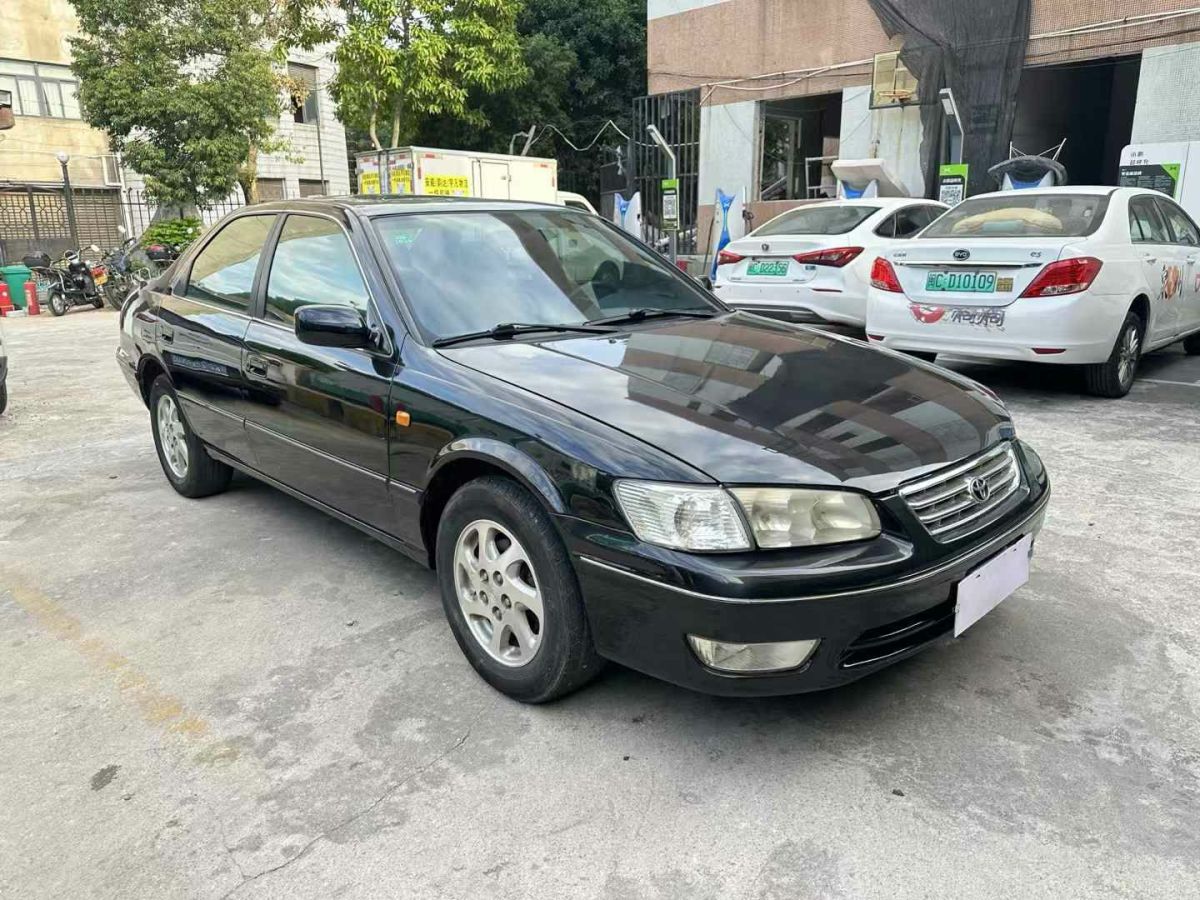 豐田 佳美  2000款 2.2L GL圖片