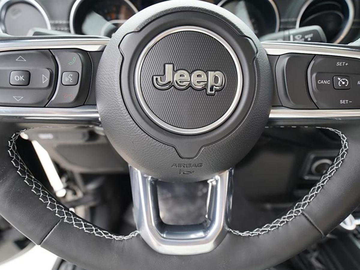 Jeep 角斗士  2022款 3.6L 先行版圖片