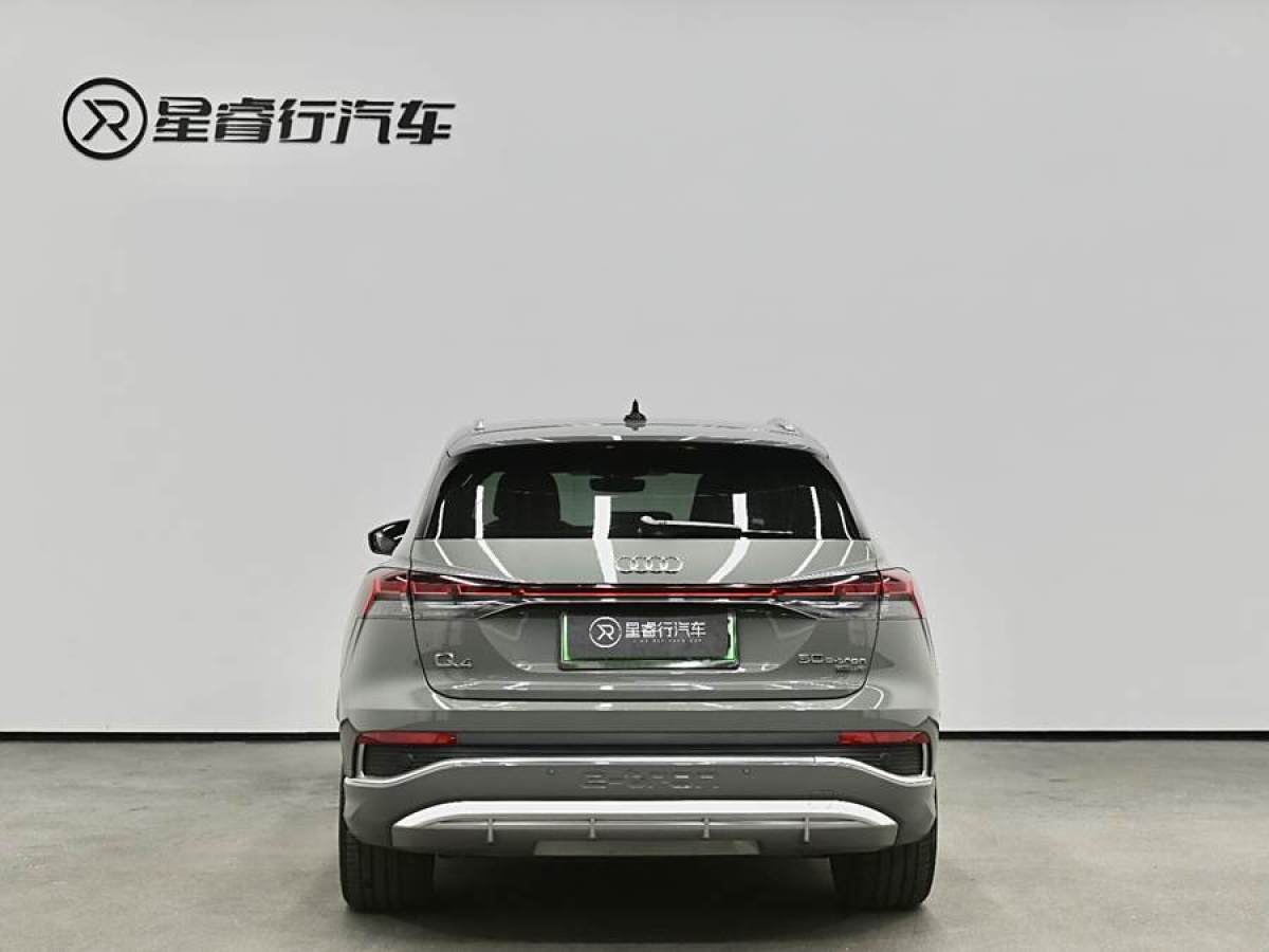 奧迪 奧迪Q4 e-tron  2022款 50 e-tron quattro 創(chuàng)境版圖片