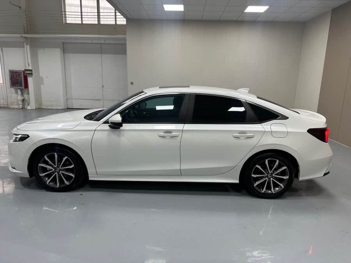 本田 型格  2023款 240TURBO CVT豪華版圖片
