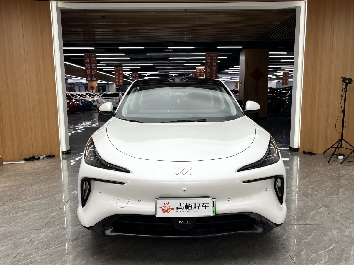 智己 智己LS6  2023款 Max 標(biāo)準(zhǔn)版圖片