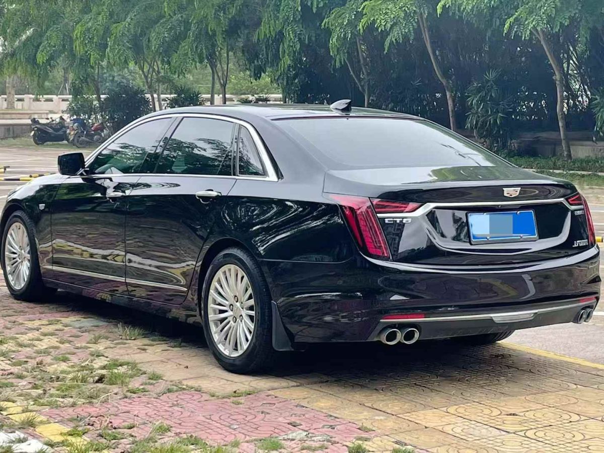 凱迪拉克 CT6  2022款 28T 豪華型圖片