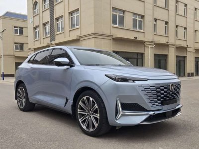 2021年3月 長安 長安UNI-K 2.0T 全輪驅(qū)動(dòng)尊享型圖片