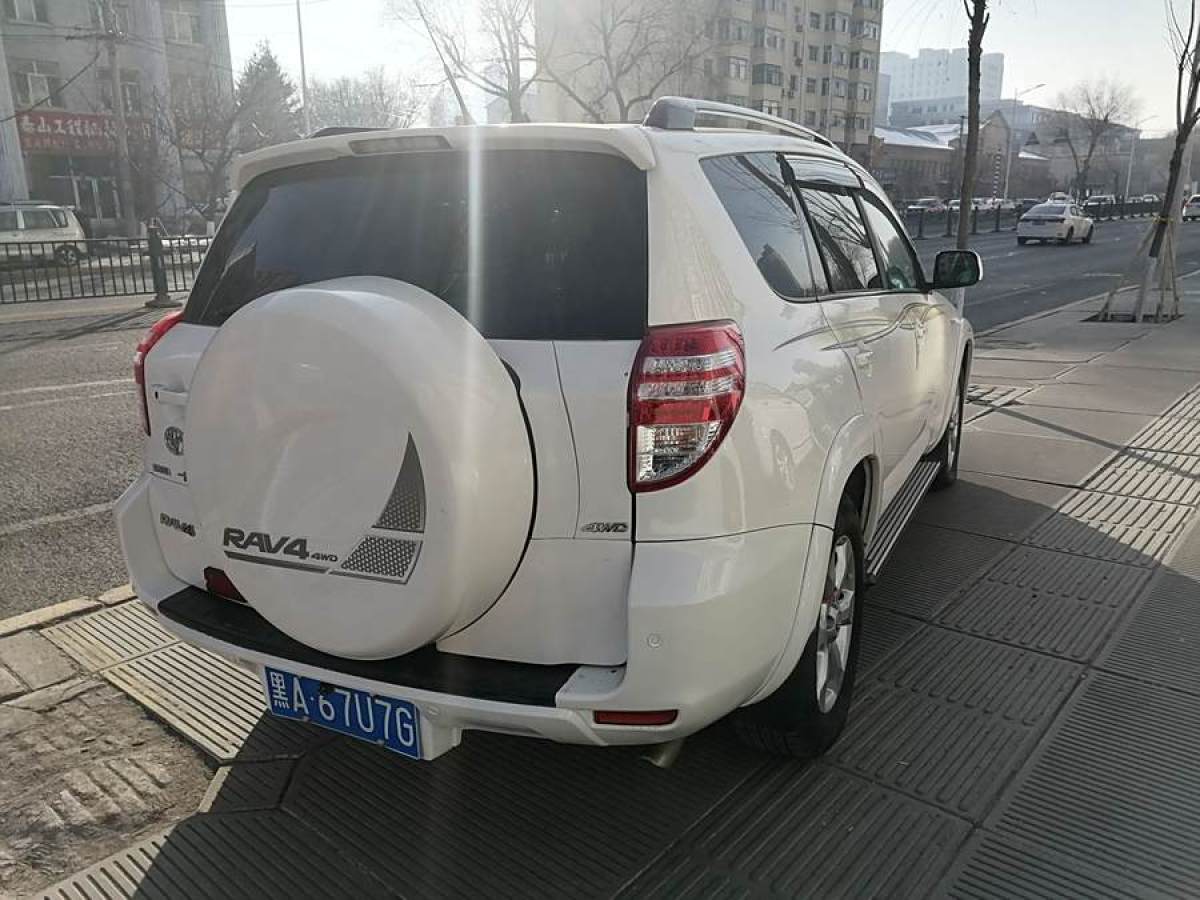 豐田 RAV4榮放  2009款 2.4L 自動(dòng)豪華版圖片