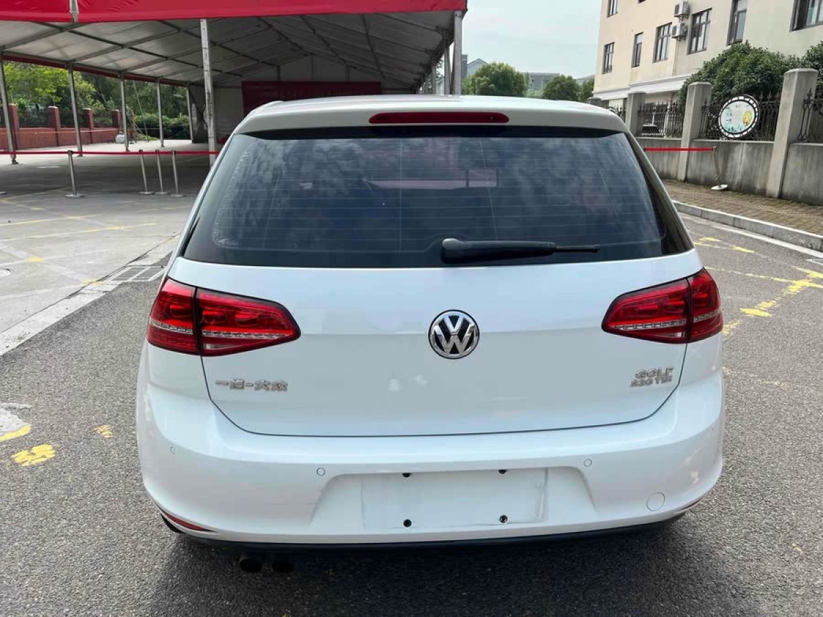 大眾 高爾夫  2016款 230TSI 自動(dòng)舒適型圖片