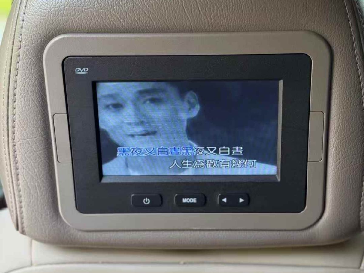 別克 GL8  2004款 3.0L CT2 舒適版圖片