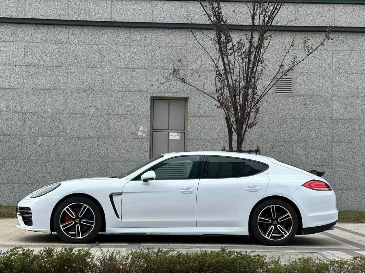 2012年1月保時(shí)捷 Panamera  2012款 Panamera GTS 4.8L