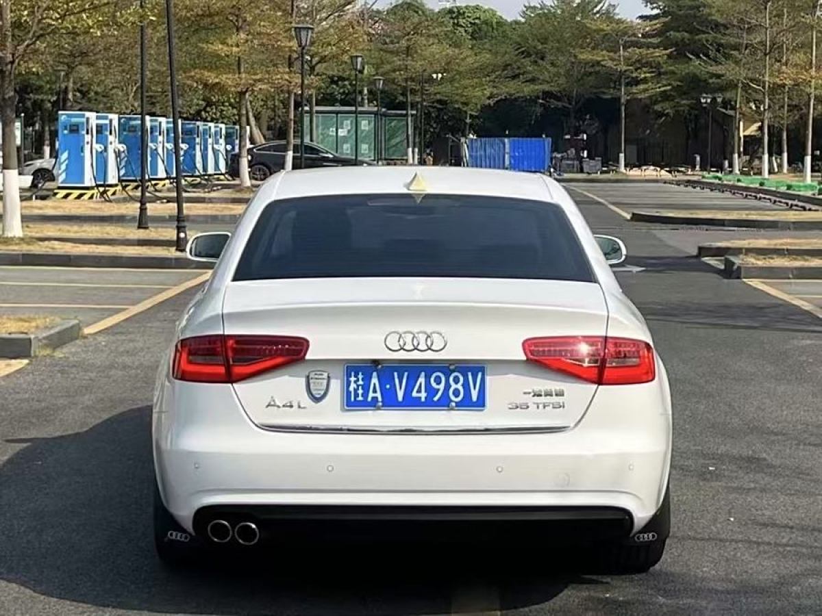 奧迪 奧迪A4L  2015款 35 TFSI 自動標準型圖片