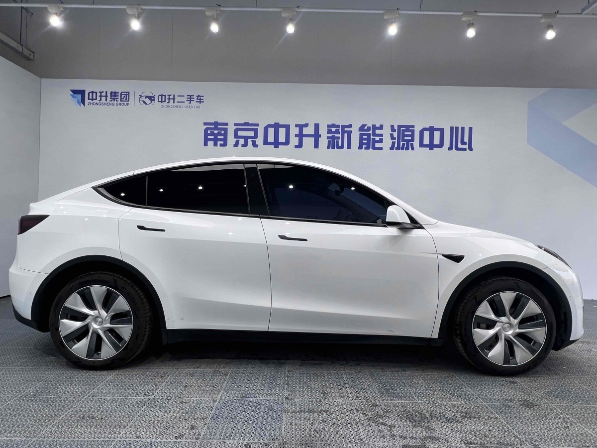 特斯拉 Model 3  2020款 改款 長(zhǎng)續(xù)航后輪驅(qū)動(dòng)版圖片