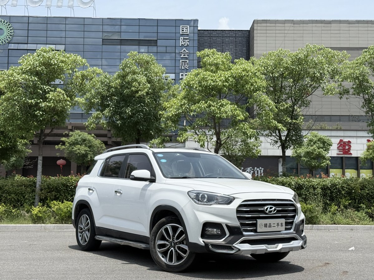 現(xiàn)代 ix35  2019款 2.0L 自動(dòng)兩驅(qū)智勇?暢聯(lián)版 國VI圖片
