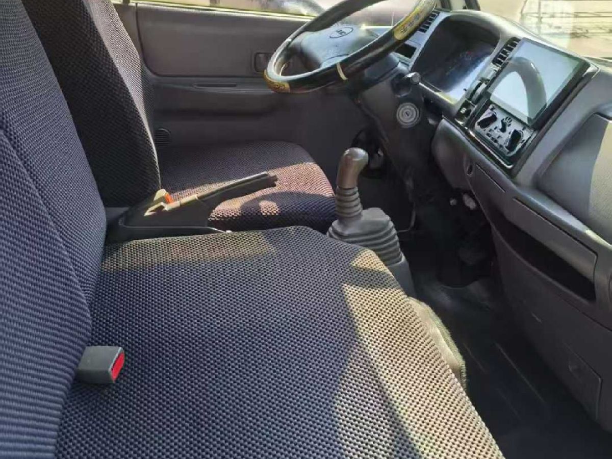 江鈴 E200  2017款 E200S 舒適型圖片