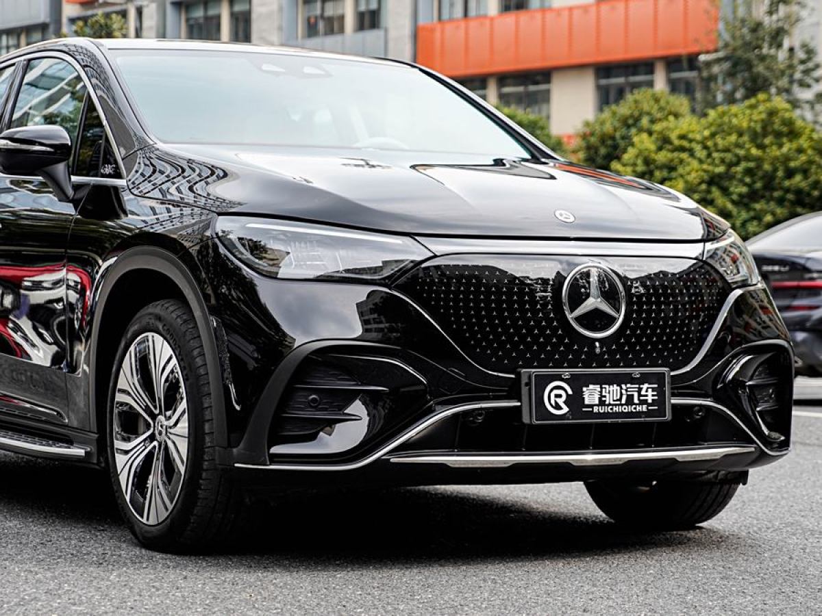 奔馳 奔馳EQE SUV  2023款 350 4MATIC 豪華版圖片