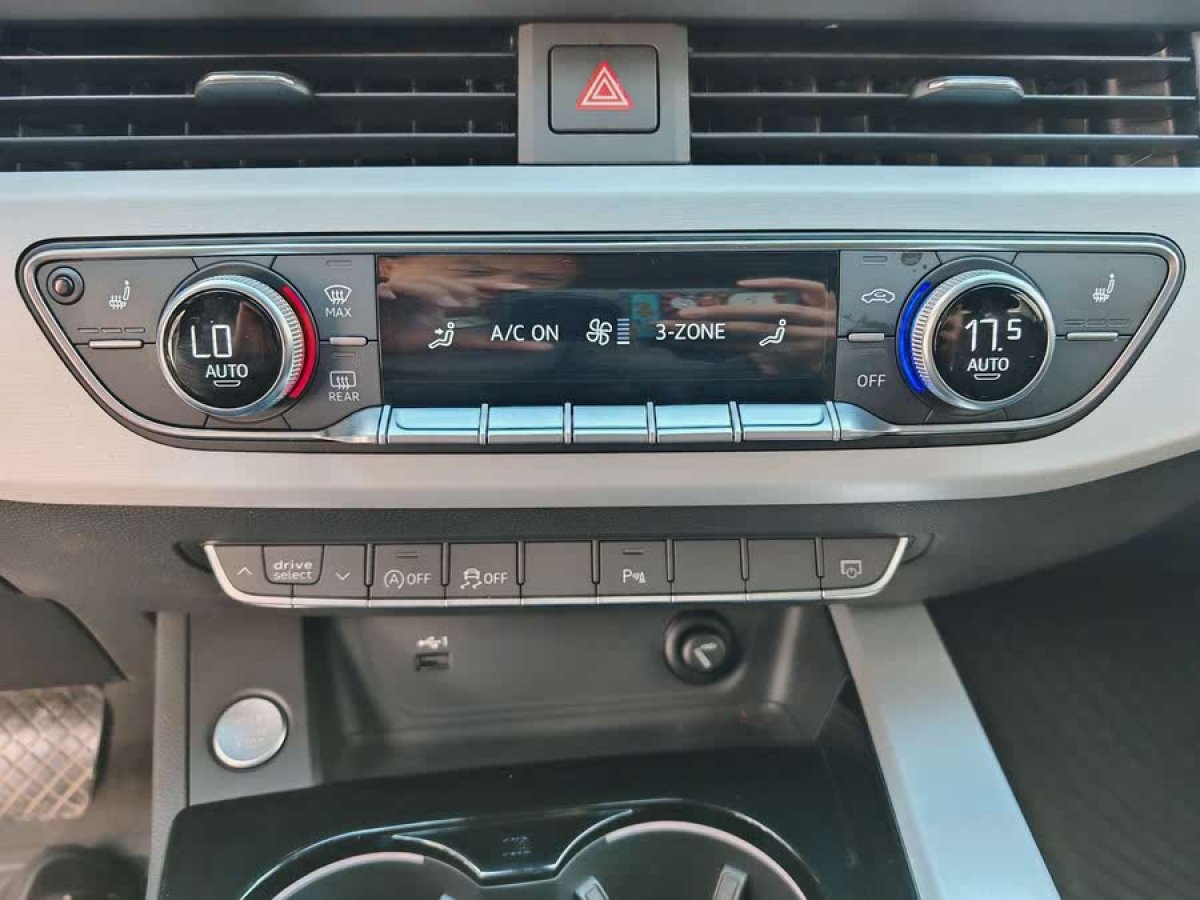 奧迪 奧迪A5  2023款 Sportback 40 TFSI quattro 豪華動感型圖片