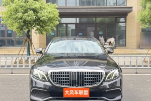奔馳E級 奔馳 E 300 L 運(yùn)動時尚型