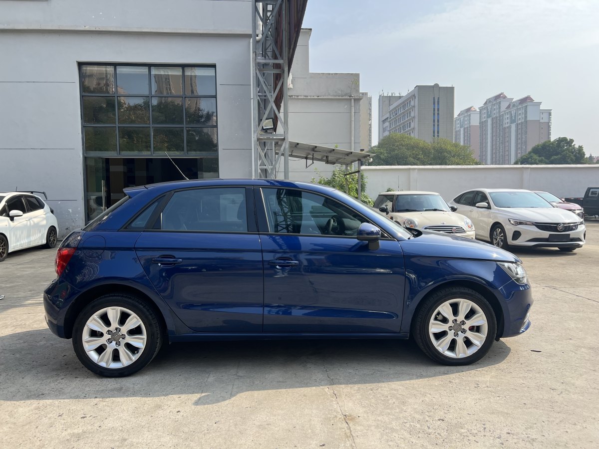 奧迪 奧迪A1  2014款 30 TFSI Sportback舒適型圖片