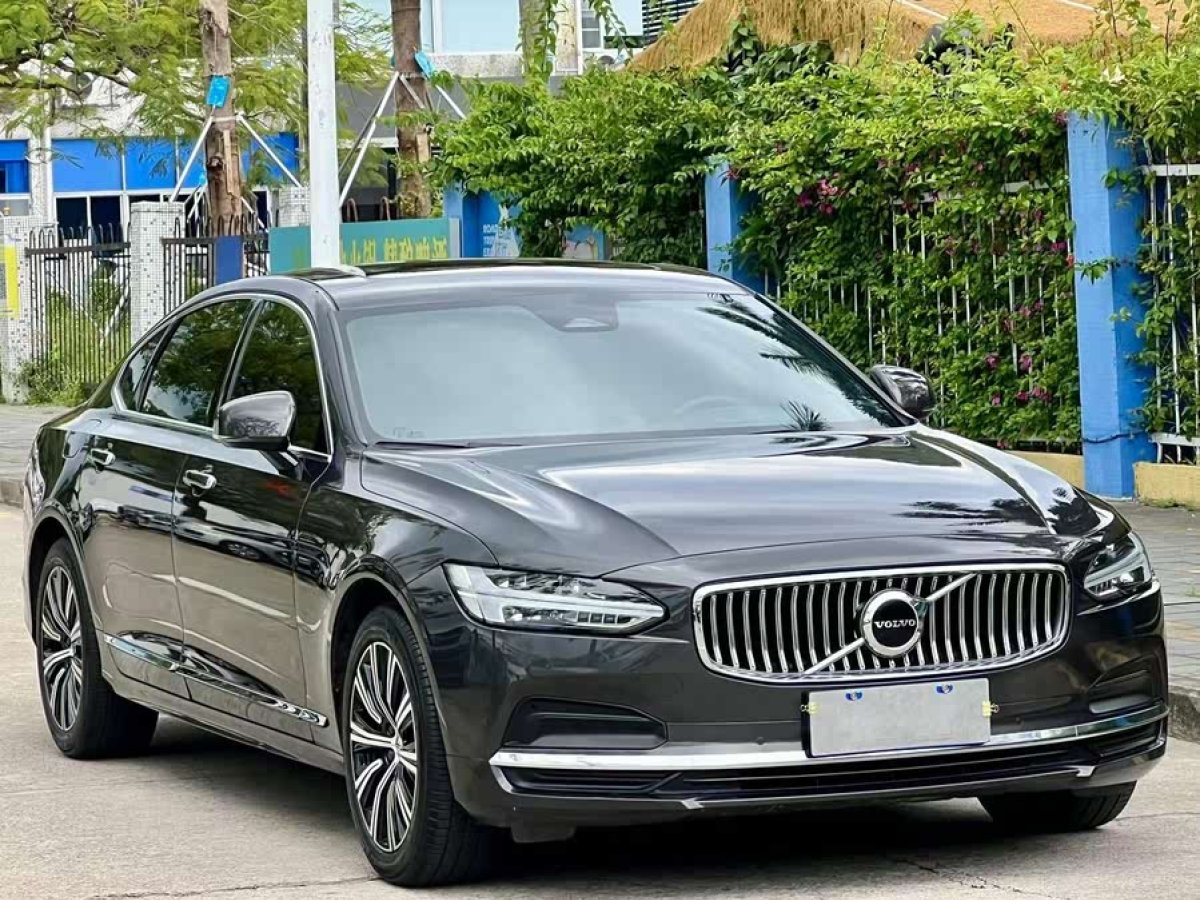 沃爾沃 S90  2022款 B5 智逸豪華版圖片