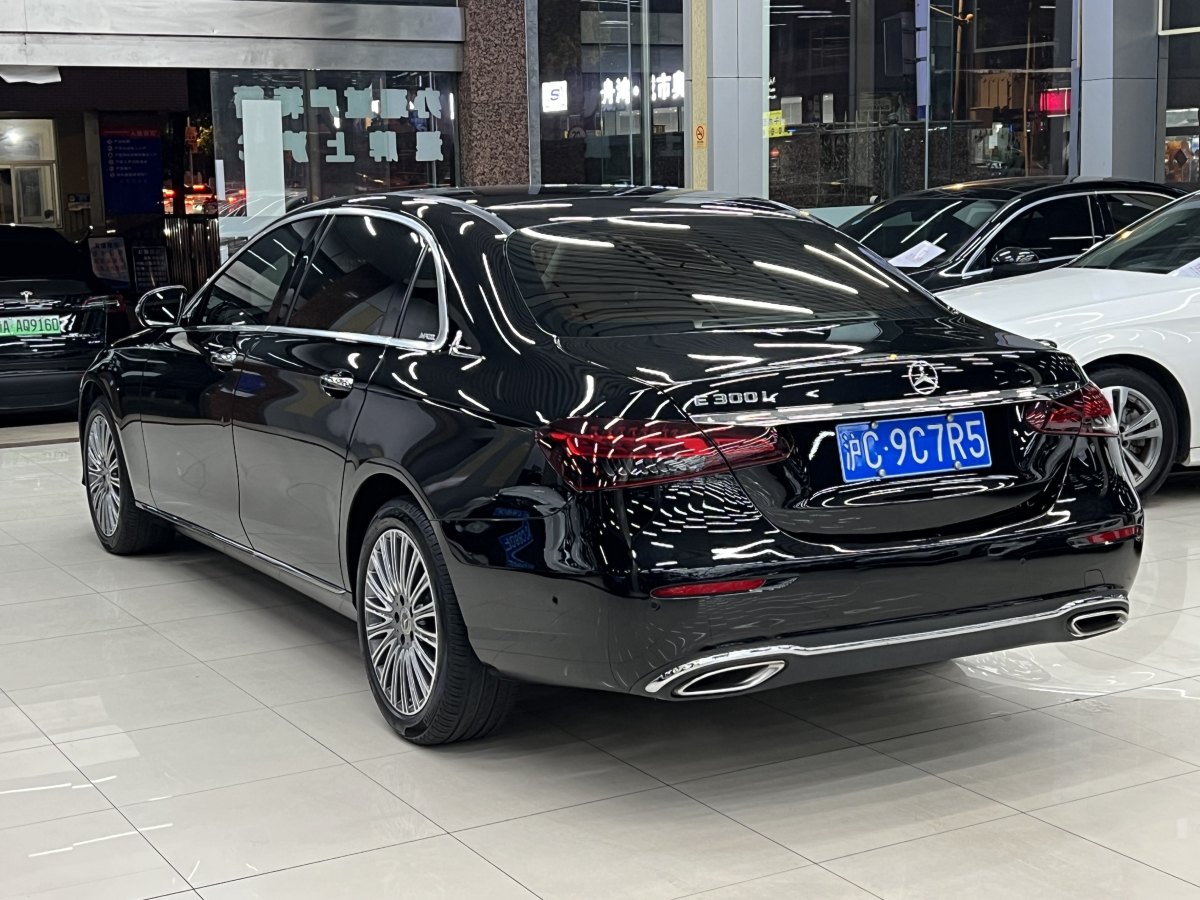 奔馳 奔馳E級  2023款 改款 E 300 L 豪華型圖片