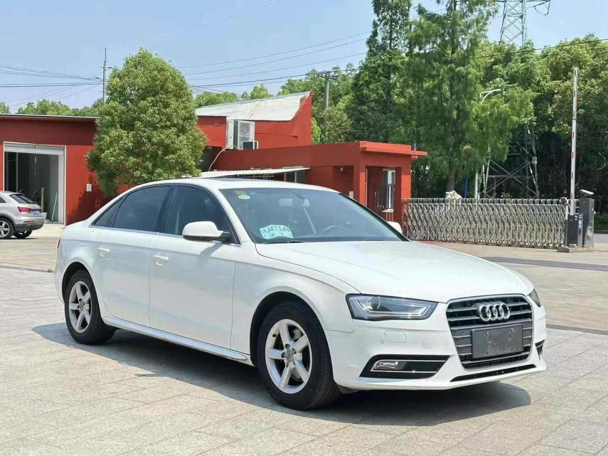奧迪 奧迪A4L  2013款 A4L 30TFSI 舒適型圖片