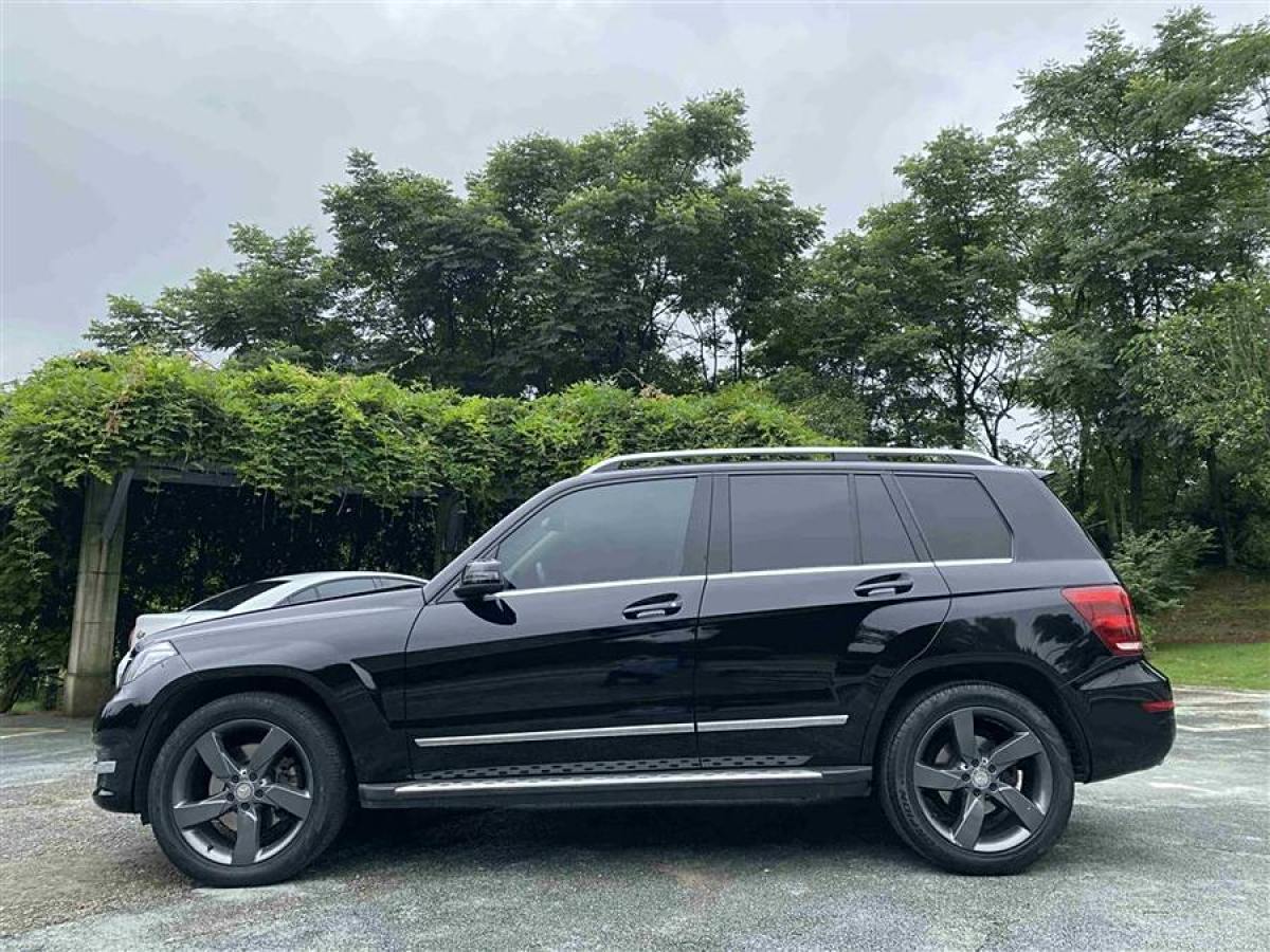 2014年7月奔馳 奔馳GLK級(jí)  2013款 GLK 300 4MATIC 動(dòng)感天窗型