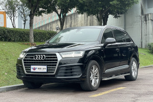 奥迪Q7 奥迪 40 TFSI S line运动型