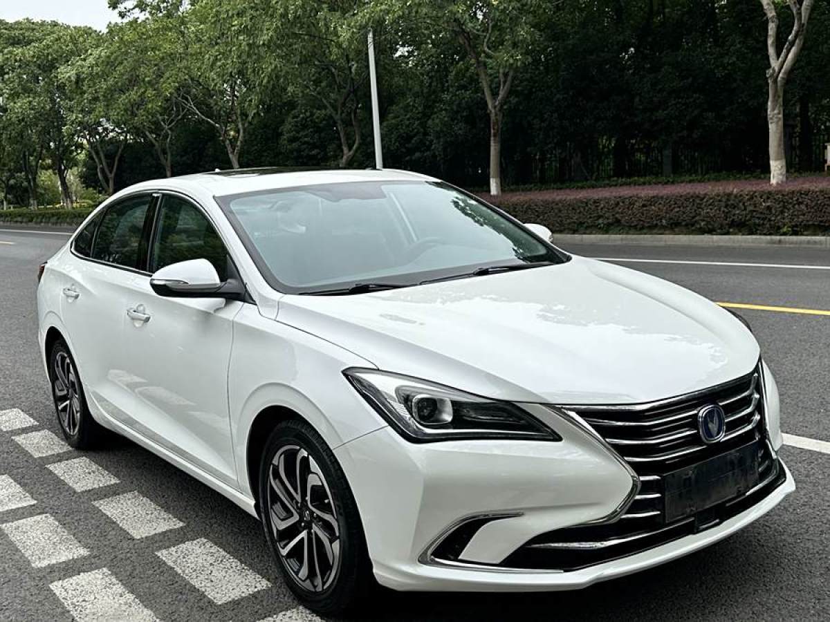 長(zhǎng)安 逸動(dòng)  2018款 1.6L GDI 自動(dòng)領(lǐng)尚型圖片