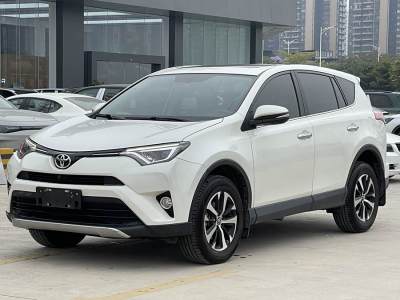 2017年9月 豐田 RAV4榮放 2.0L CVT兩驅(qū)智尚版圖片