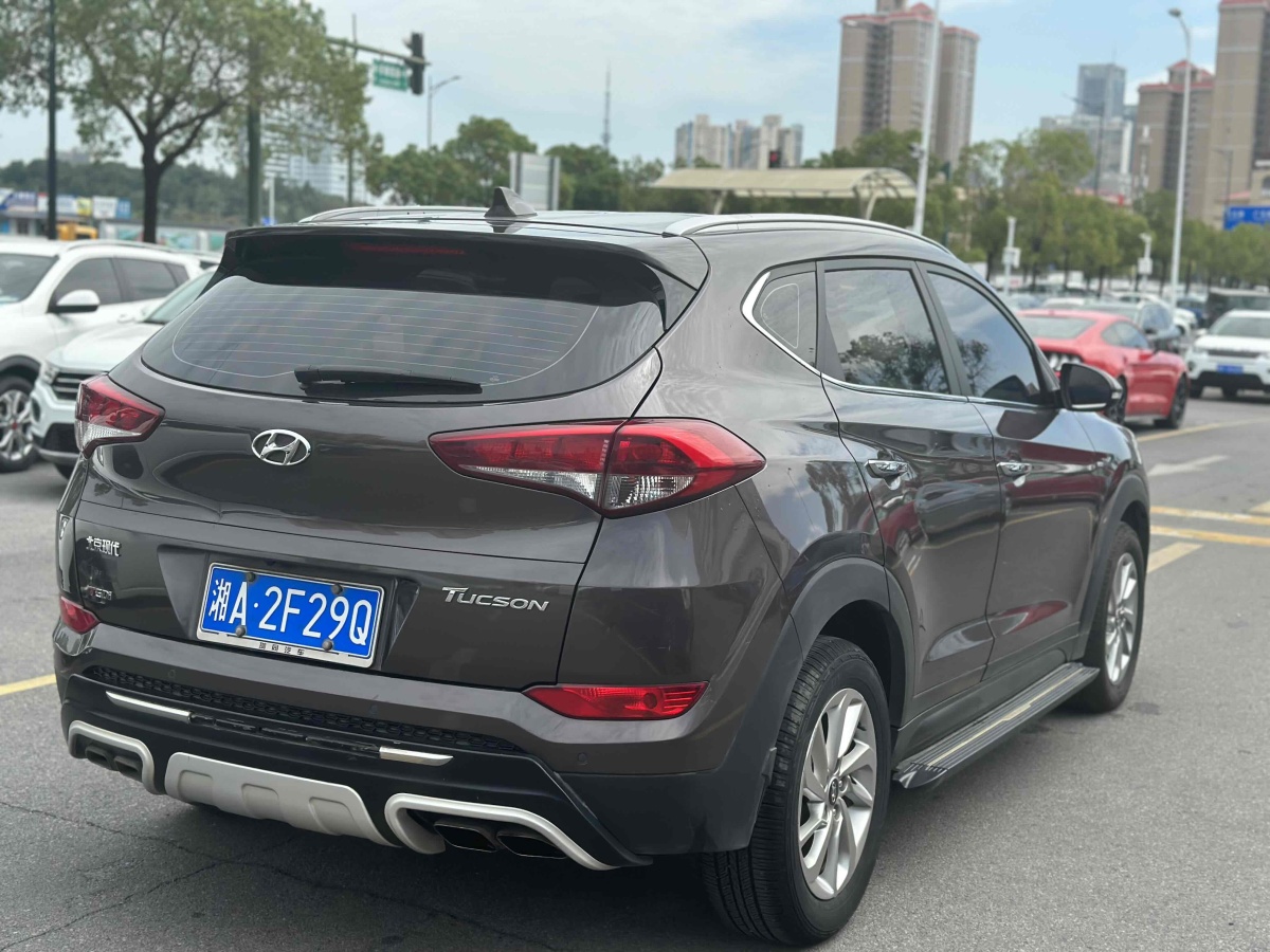 现代 途胜  2015款 1.6T 双离合两驱智能型图片