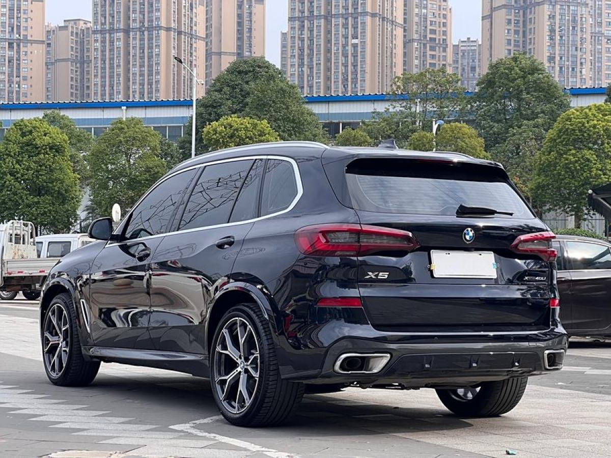 寶馬 寶馬X5  2023款 xDrive 40Li M運(yùn)動(dòng)套裝圖片