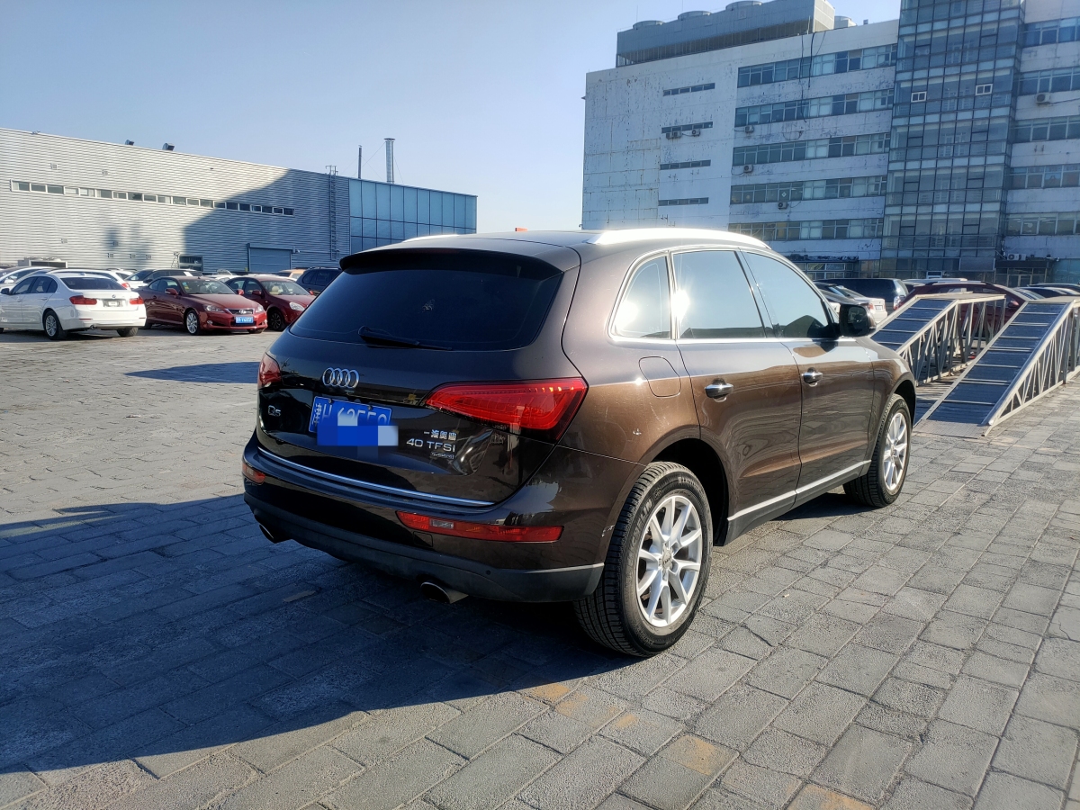 奧迪 奧迪Q5  2016款 Q5 40TFSI 2.0T 進(jìn)取型圖片