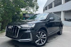 奧迪Q7 奧迪 45 TFSI quattro S line運(yùn)動(dòng)型