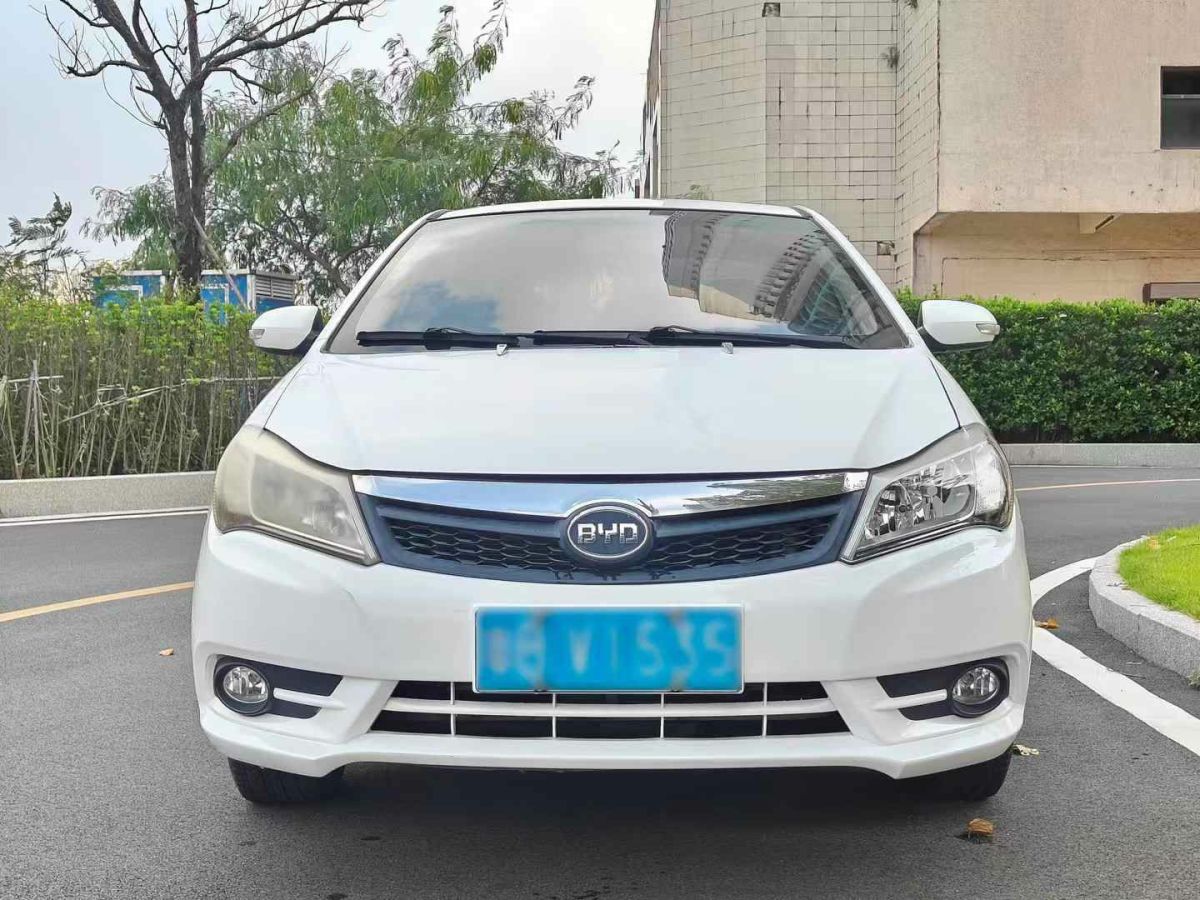 比亞迪 F3  2014款 1.5 標(biāo)準(zhǔn)型CNG圖片