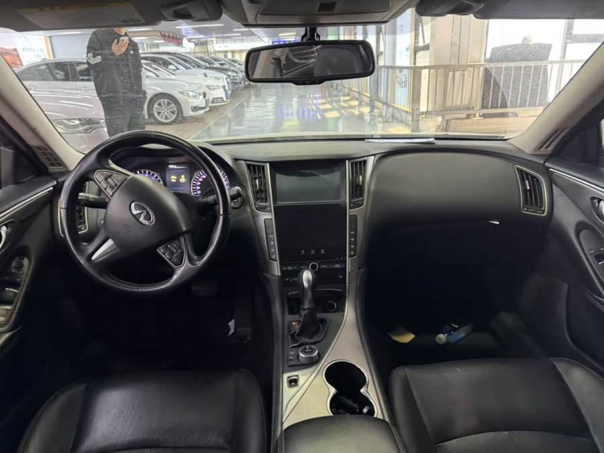 英菲尼迪 Q50  2014款 3.7L 舒適版圖片