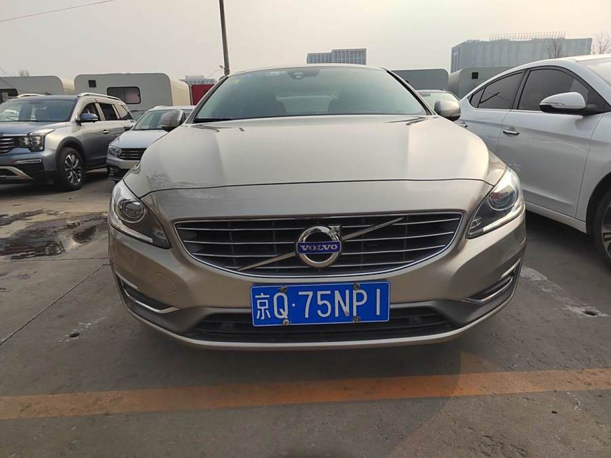 沃爾沃 S60  2015款 L 2.0T 智遠(yuǎn)版圖片