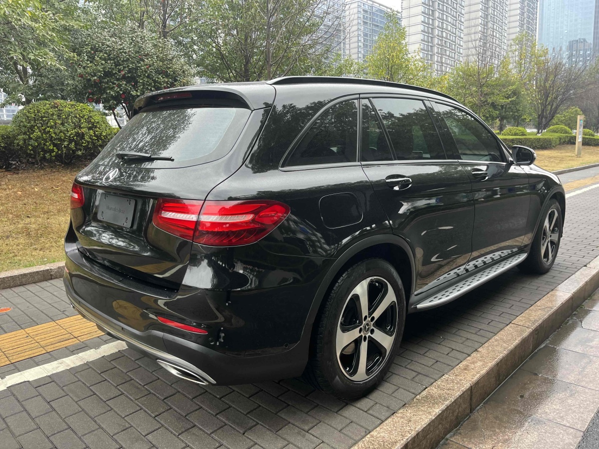 奔馳 奔馳GLC  2018款 改款 GLC 260 4MATIC 豪華型圖片