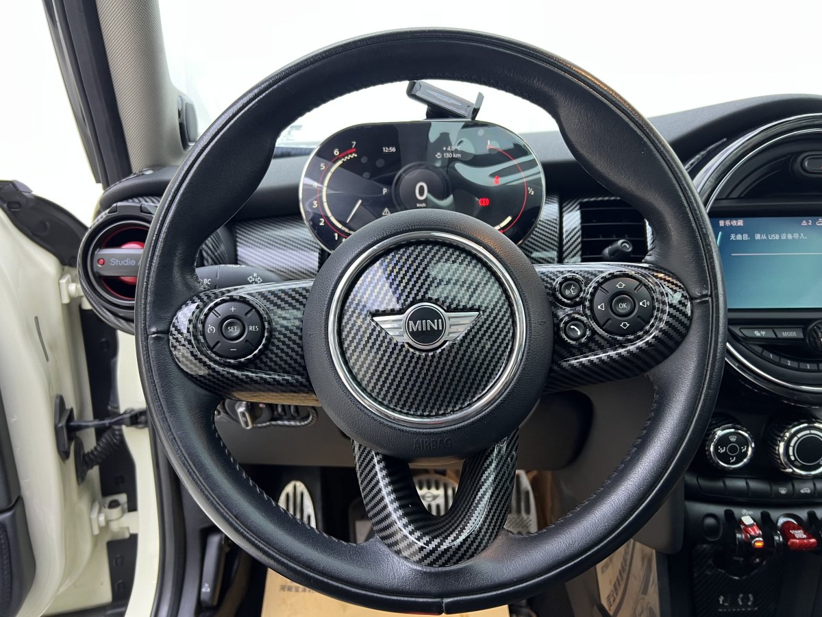 MINI MINI  2015款 1.2T ONE 五門版圖片